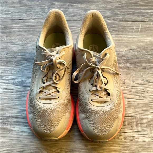 Lululemon Chargefeel 2 Low
Womens Workout Shoe Beige and Coral Sneakers Sizes 11 - Picture 2 of 8